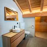 Juliette Chalet *