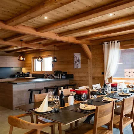 Juliette Chalet *